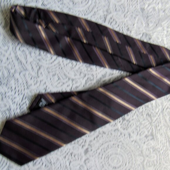 Hugo Boss Men Silk Tie, Striped - Picture 4 of 4